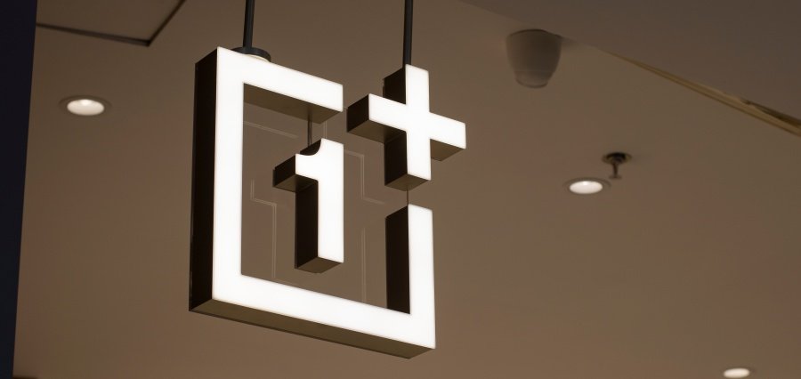 Read more about the article OnePlus 13 Launches with Free Storage Upgrade and Bonus Accessories