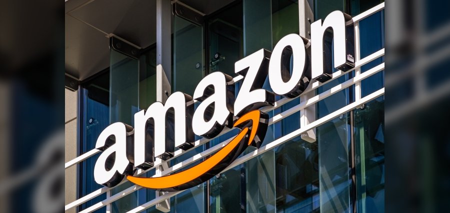 Read more about the article Amazon’s Zoox Enters U.S. Robotaxi Market with Las Vegas Launch