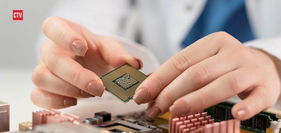 Apple and Intel’s Potential Chip Alliance Signals a Major Shift in the Global Semiconductor Industry